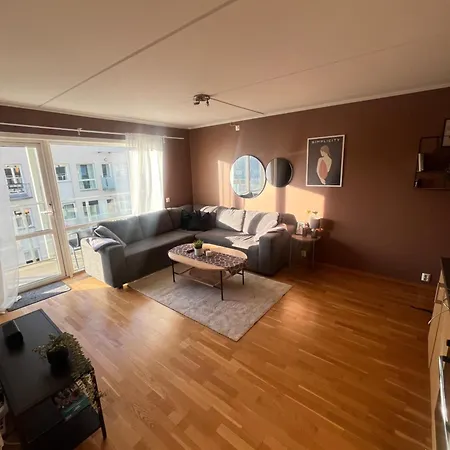 Modern And Central Apartment - Solsiden Trondheim - Up To 6 People Exterior photo